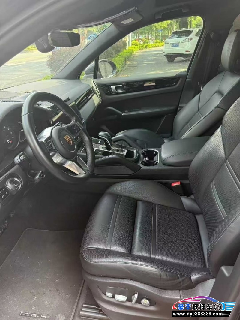 19年保时捷卡宴轿车抵押车出售