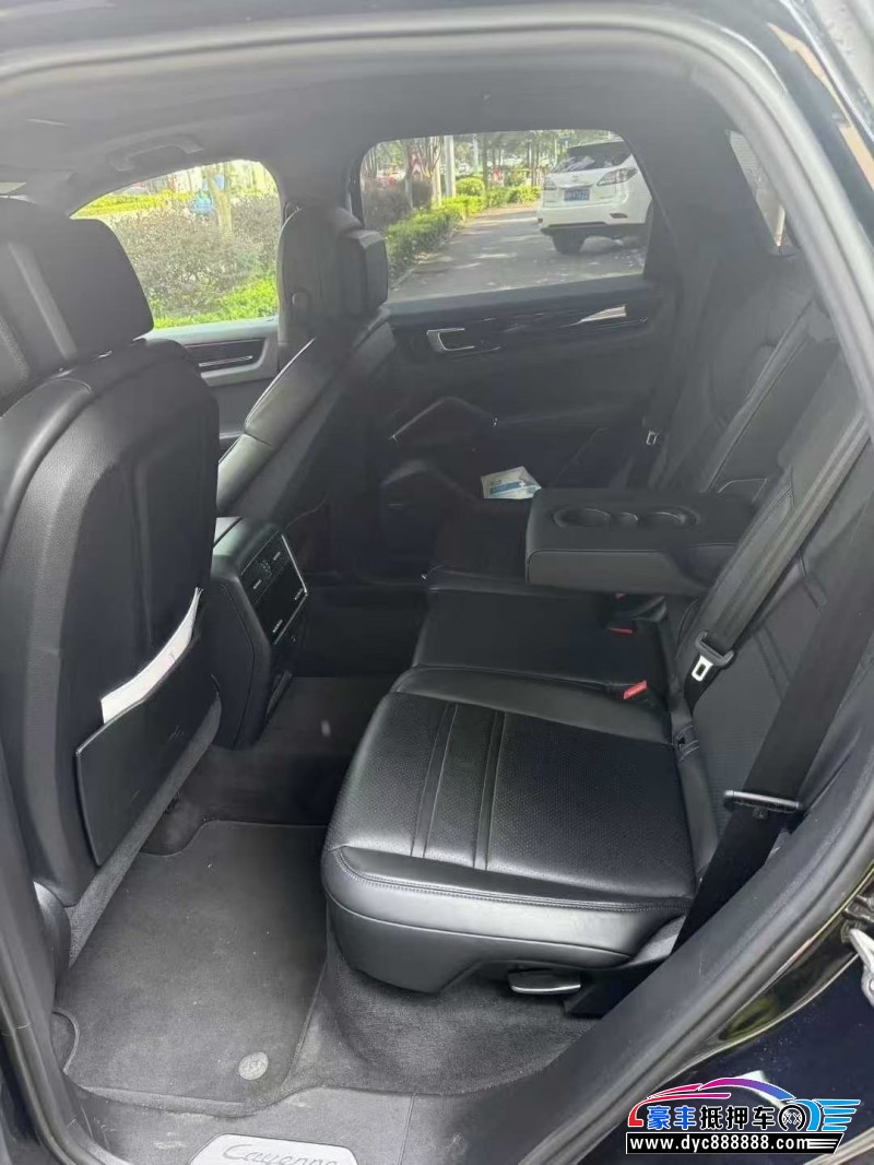 19年保时捷卡宴轿车抵押车出售