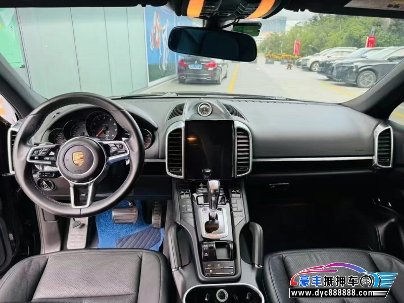 16年保时捷卡宴轿车抵押车出售