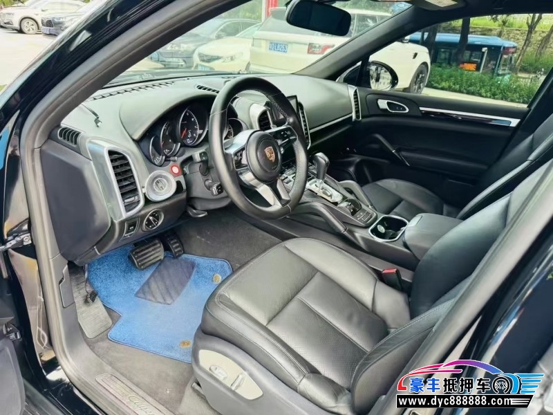 16年保时捷卡宴轿车抵押车出售