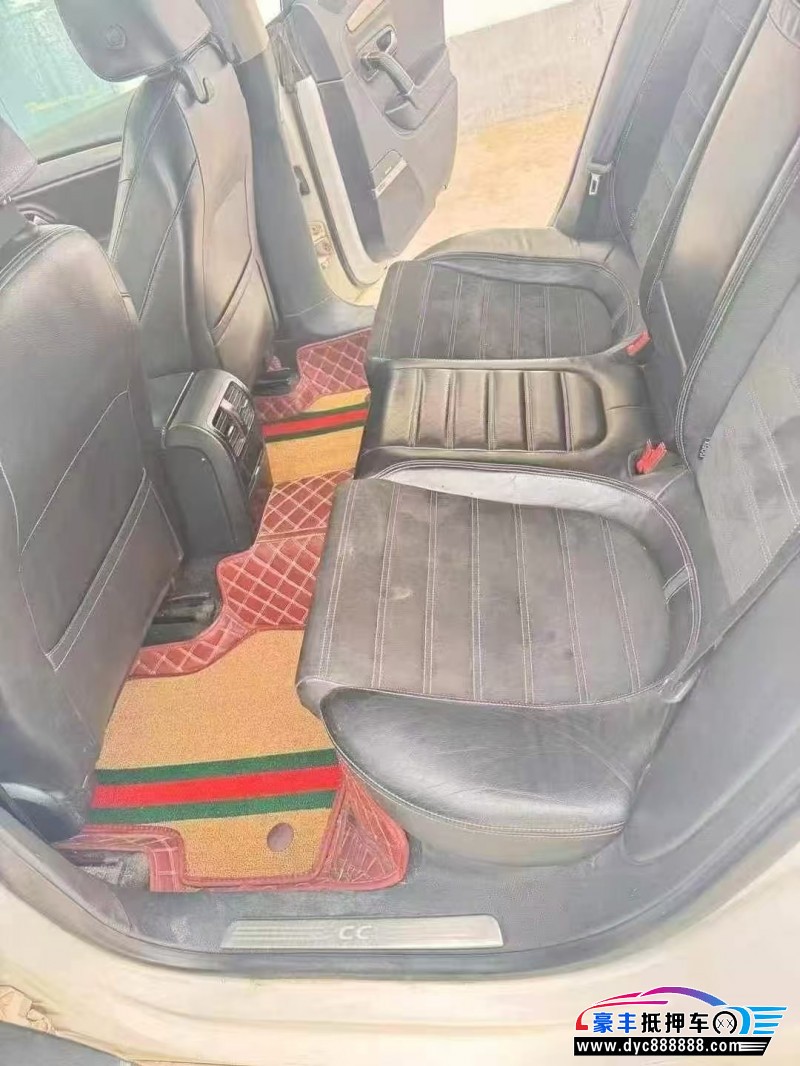 13年大众CC轿车抵押车出售