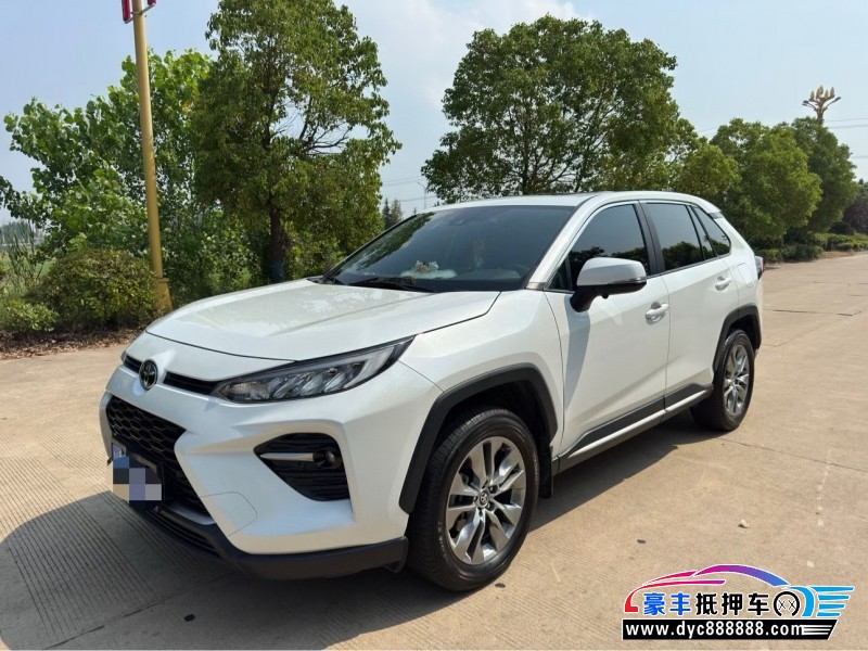 24年丰田威兰达轿车抵押车出售