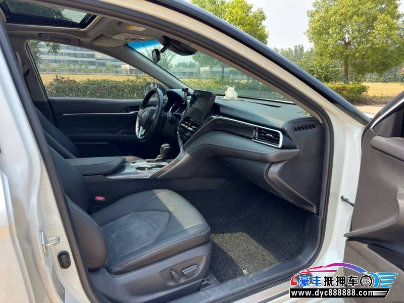 21年丰田凯美瑞轿车抵押车出售