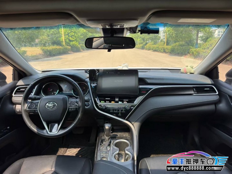 21年丰田凯美瑞轿车抵押车出售