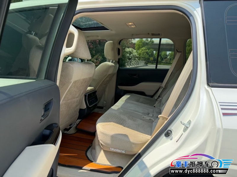 23年丰田兰德酷路泽（陆巡）轿车抵押车出售