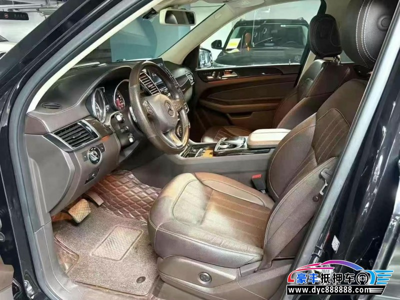 18年奔驰GLS轿车抵押车出售