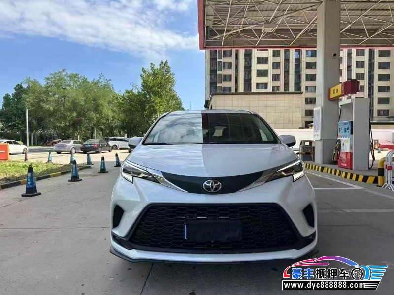 25年丰田格瑞维亚轿车抵押车出售