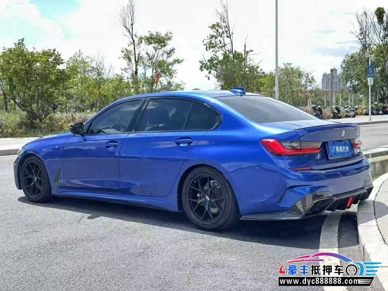 20年宝马3系轿车抵押车出售