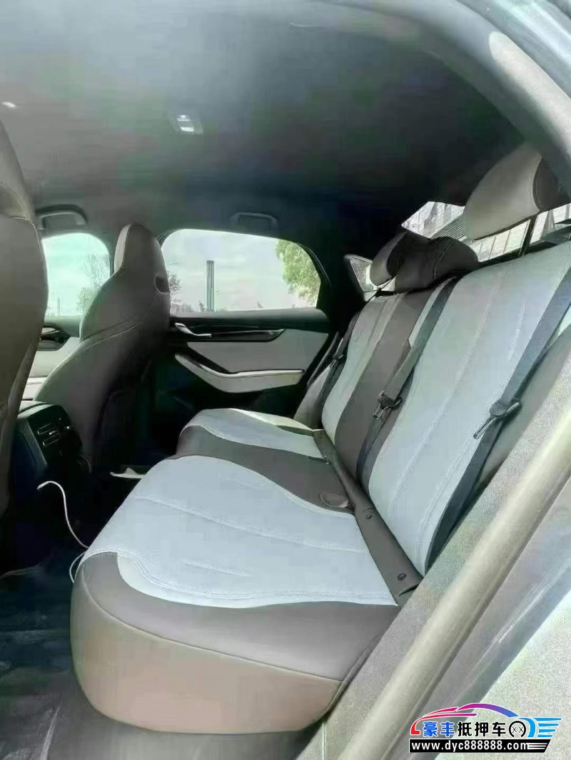 24年比亚迪秦轿车抵押车出售