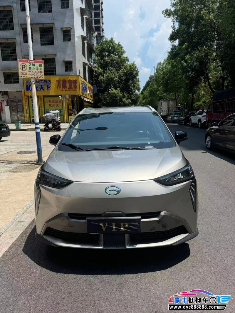 22年埃安Y70轿车抵押车出售