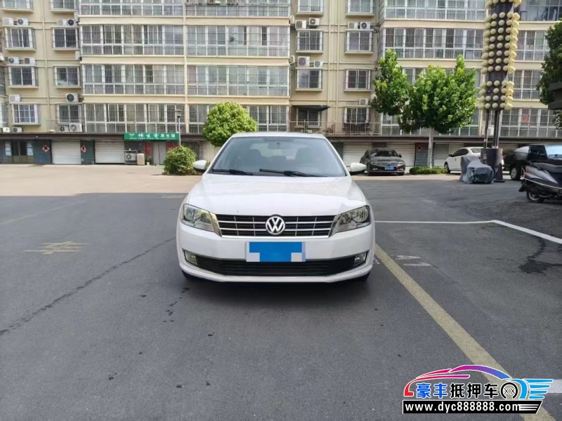 14年大众朗行轿车抵押车出售