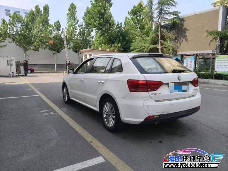 14年大众朗行轿车抵押车出售