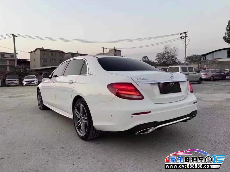 19年奔驰E轿车抵押车出售