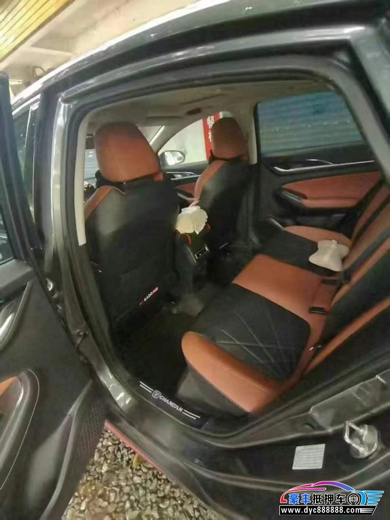 23年长安逸动轿车抵押车出售