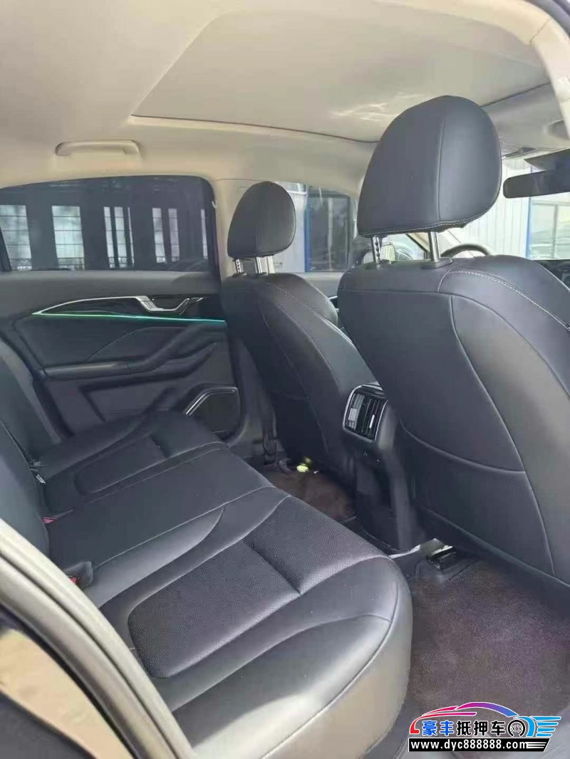 25年奔腾B70轿车抵押车出售