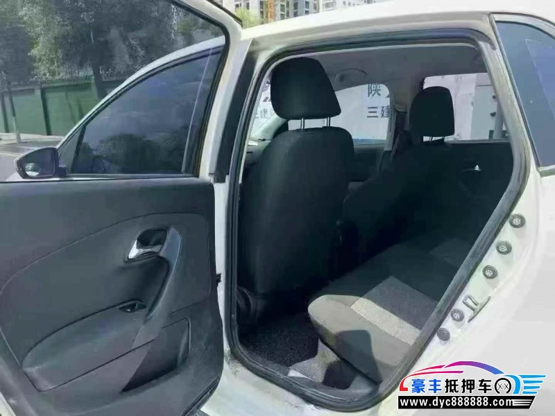 18年大众polo轿车抵押车出售