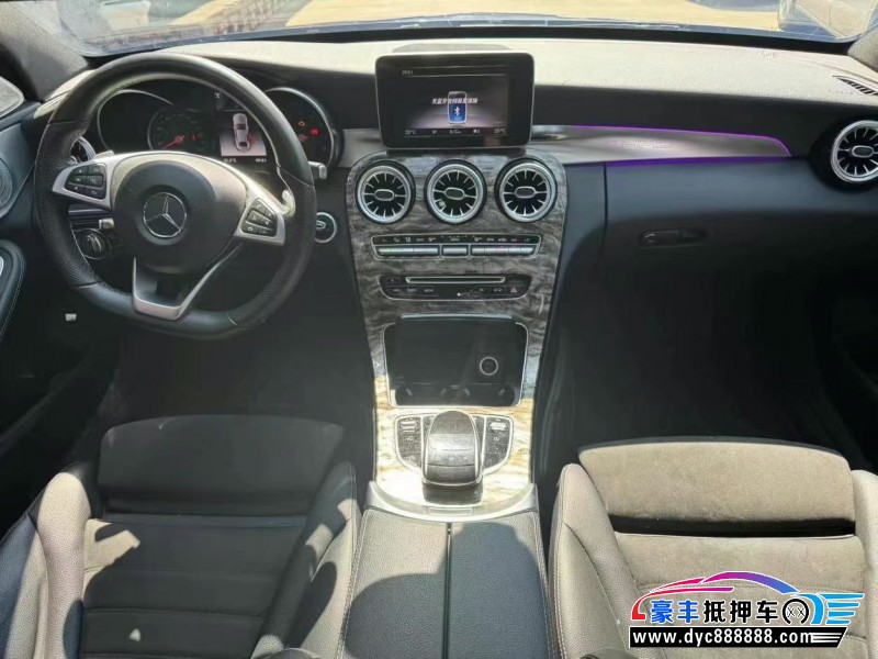 18年奔驰C轿车抵押车出售