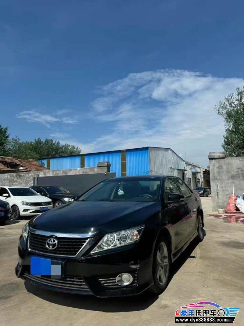 13年丰田凯美瑞轿车抵押车出售