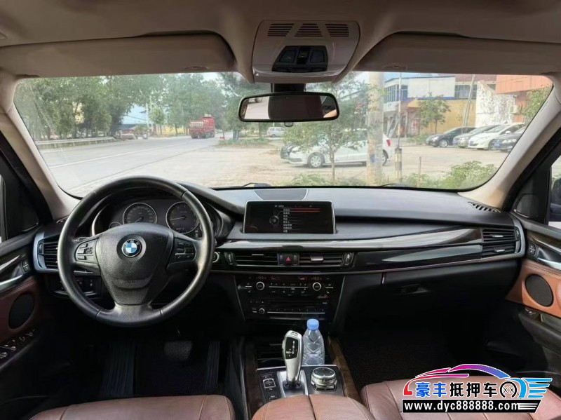 16年宝马X5轿车抵押车出售