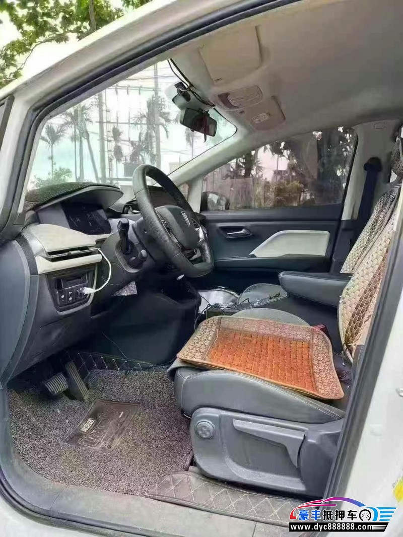 22年奔腾奔腾NAT轿车抵押车出售