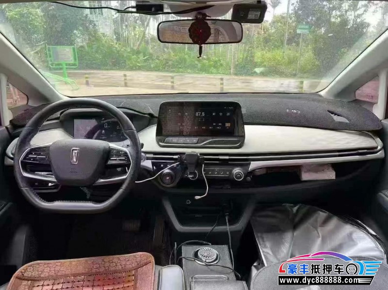 22年奔腾奔腾NAT轿车抵押车出售