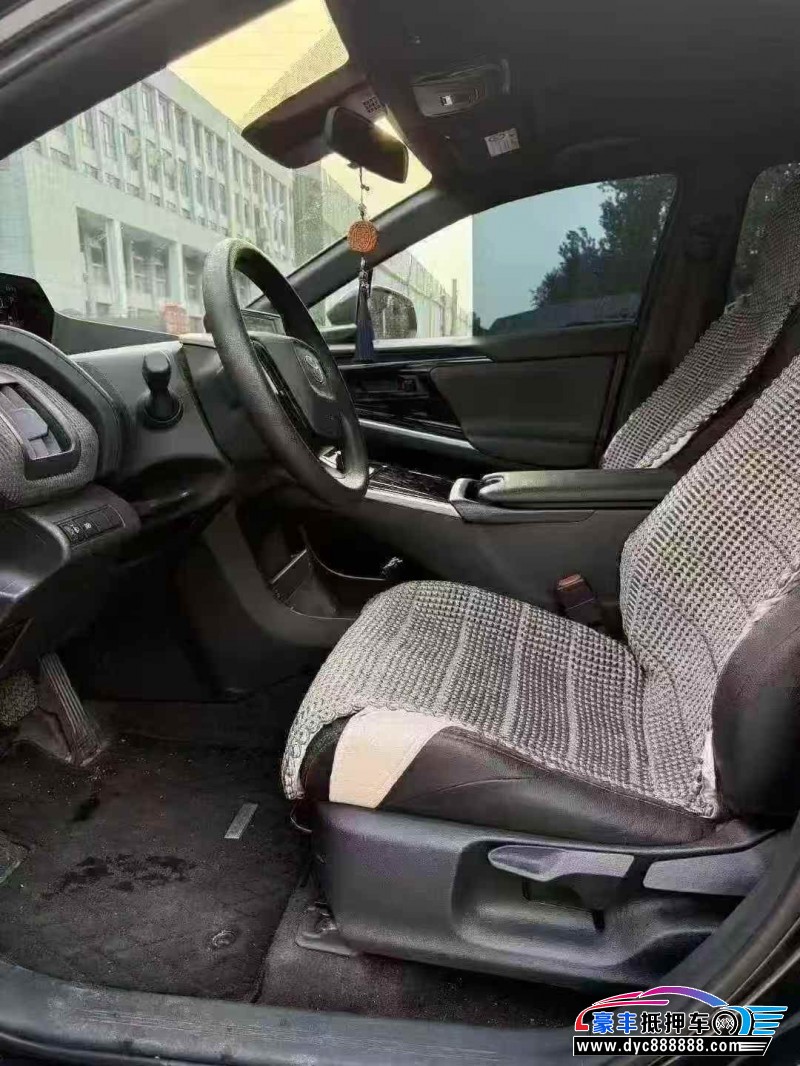 24年丰田bz4x轿车抵押车出售