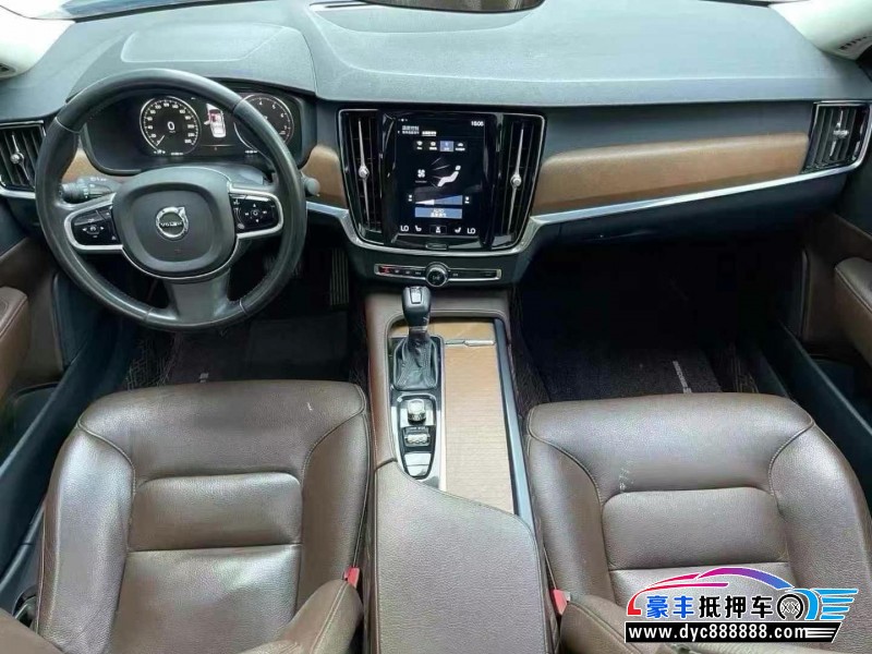 20年沃尔沃S90轿车抵押车出售
