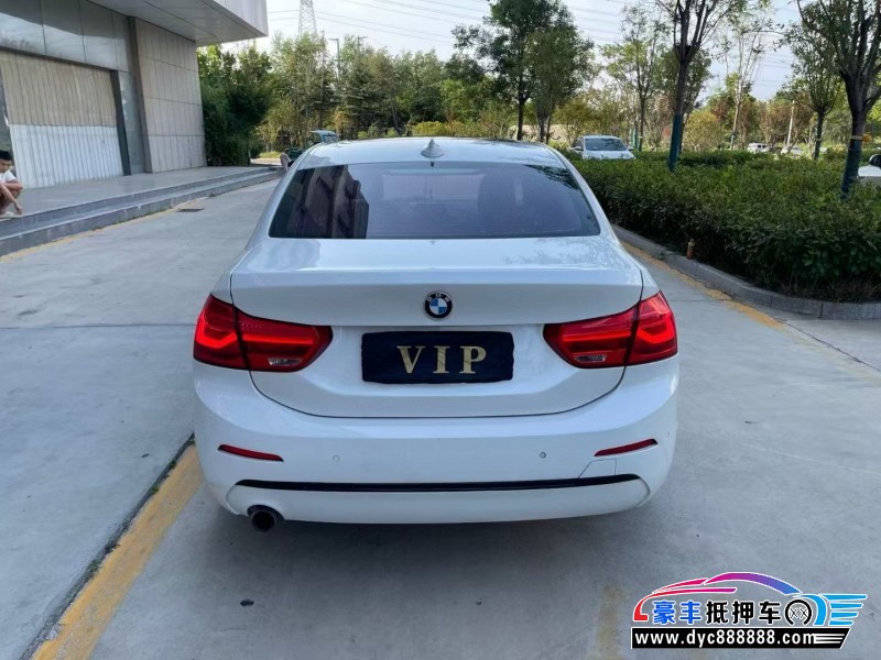 18年宝马1系轿车抵押车出售