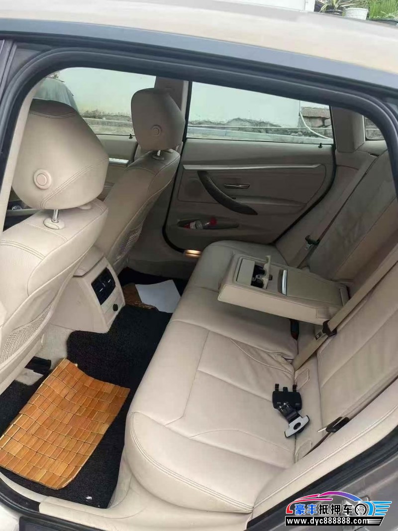 14年宝马3系GT轿车抵押车出售