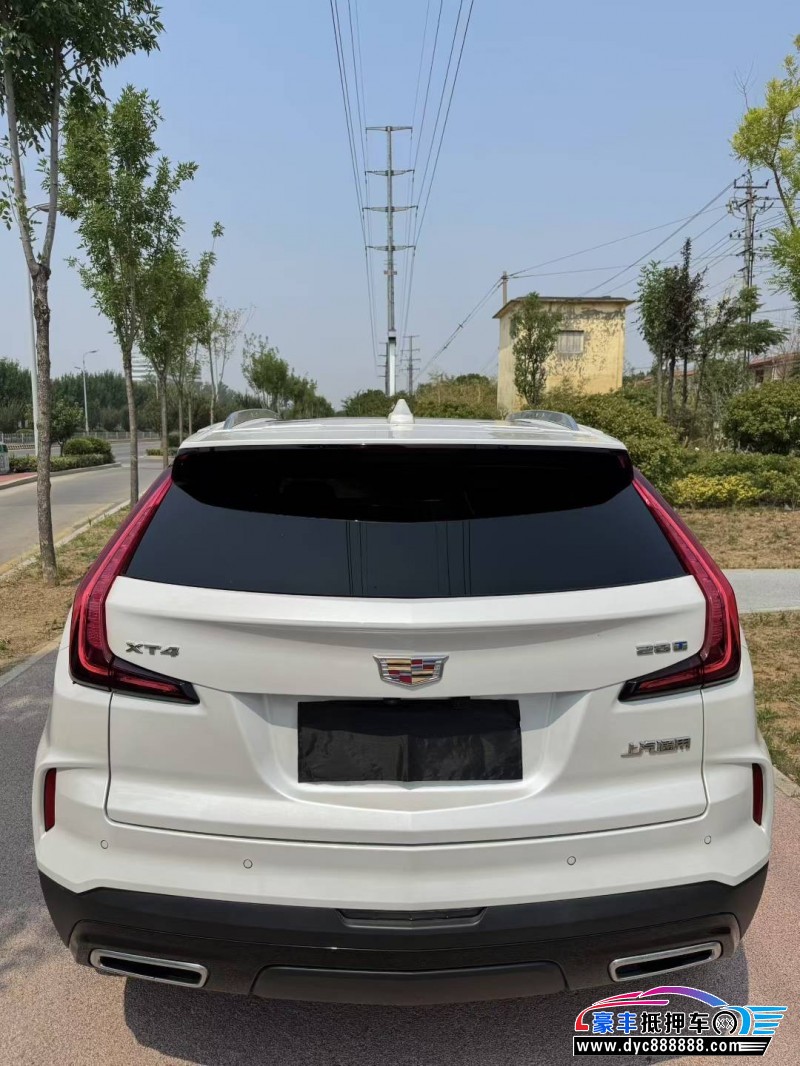 23年凯迪拉克XT4轿车抵押车出售