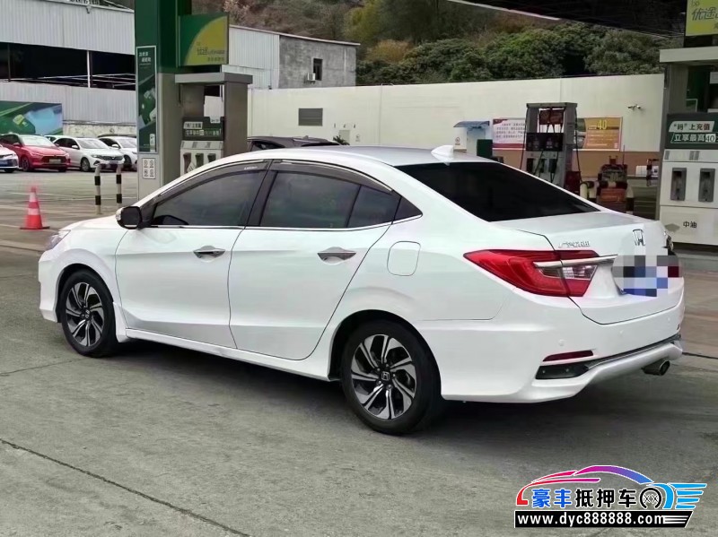 17年本田凌派轿车抵押车出售