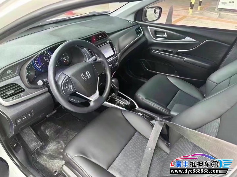 17年本田凌派轿车抵押车出售