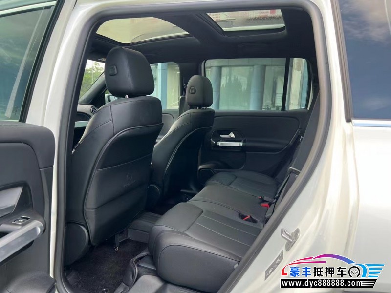 24年奔驰GLB轿车抵押车出售