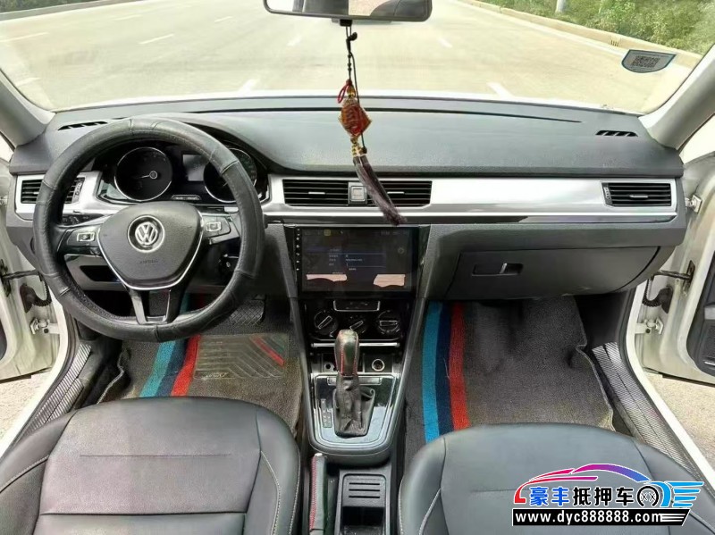 18年大众宝来轿车抵押车出售