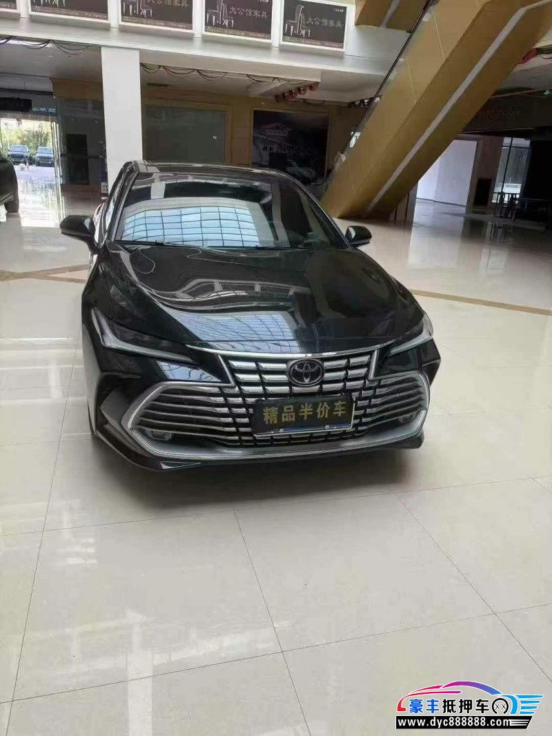 25年丰田亚洲龙轿车抵押车出售