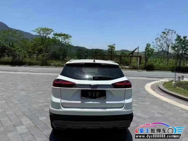 20年吉利博越轿车抵押车出售