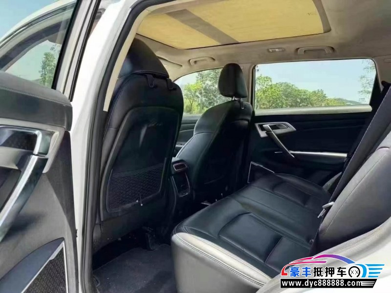 20年吉利博越轿车抵押车出售