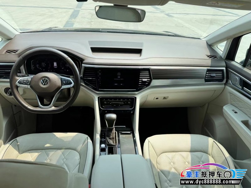 21年大众蔚然轿车抵押车出售