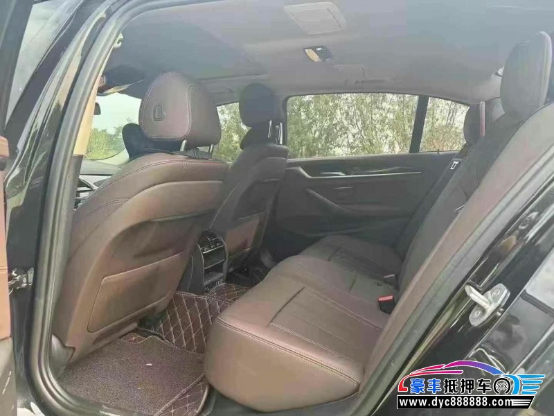 20年宝马5系轿车抵押车出售