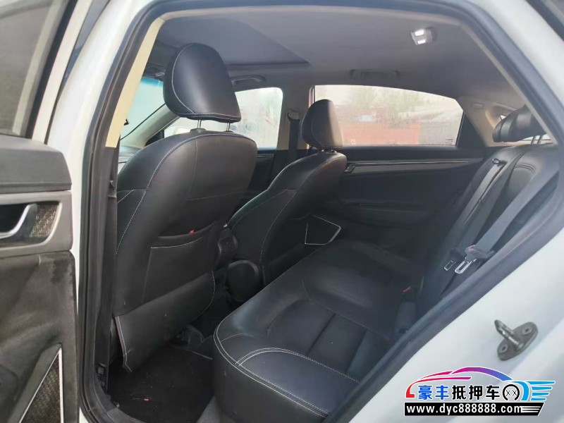 18年吉利帝豪GL轿车抵押车出售