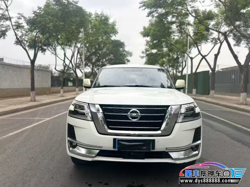 抵押车出售20年日产途乐轿车