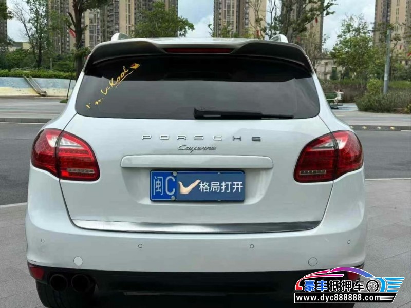 14年保时捷卡宴轿车抵押车出售
