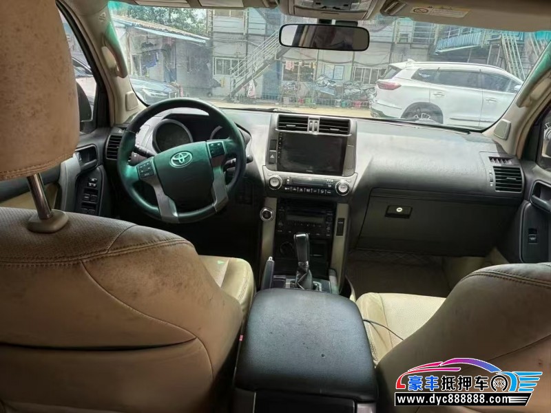 13年丰田普拉多（霸道）轿车抵押车出售