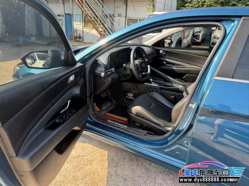 22年现代伊兰特轿车抵押车出售