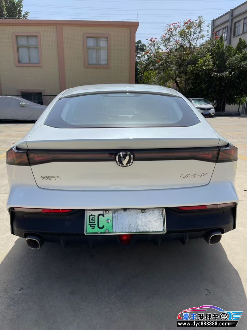 24年长安长安UNI轿车抵押车出售