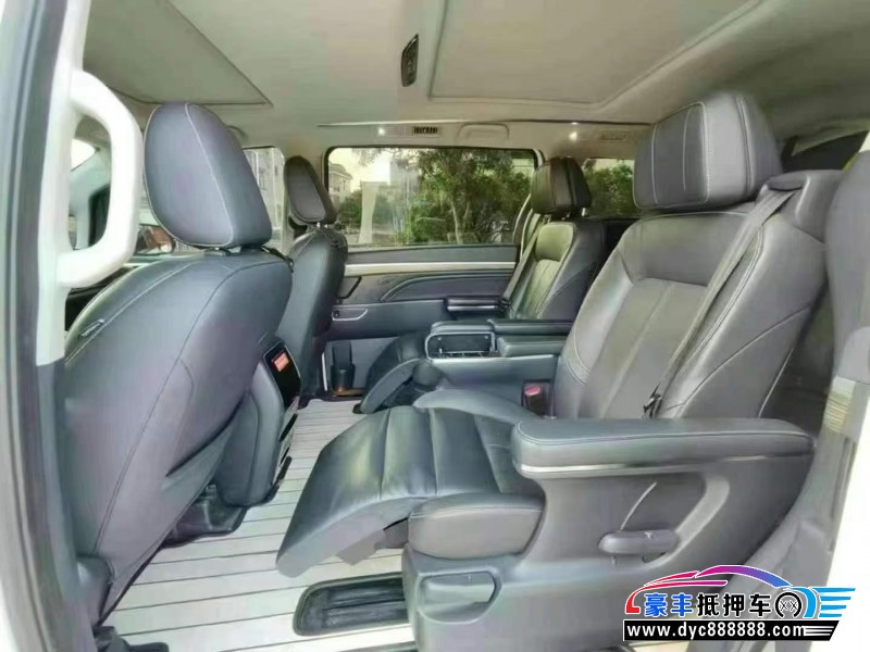 21年传祺M8轿车抵押车出售