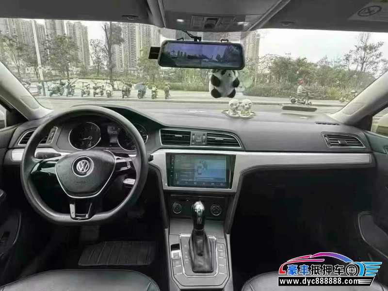 16年大众凌渡轿车抵押车出售