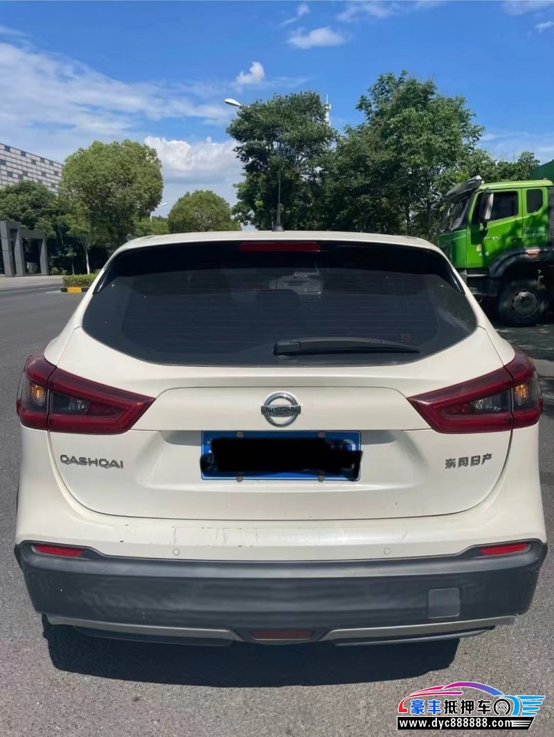 21年日产逍客轿车抵押车出售