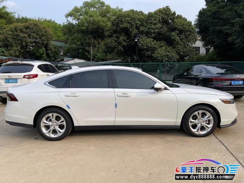 23年本田雅阁轿车抵押车出售