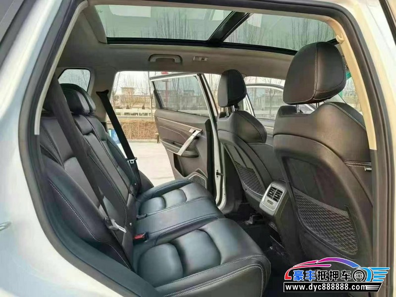 19年吉利博越轿车抵押车出售